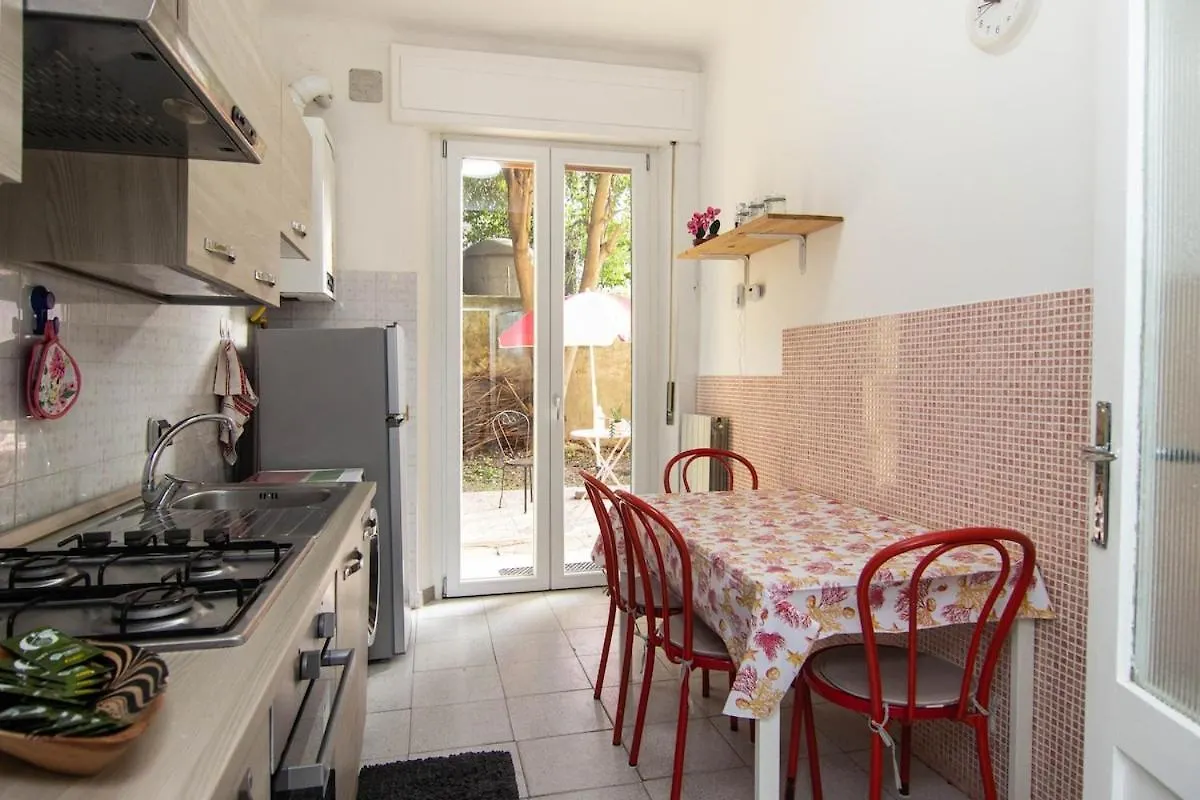 Fra I Cavalieri E I Miracoli A 2 Passi Da Tutto Apartment Pisa